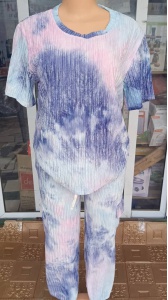 Ladies Dress Up and Down – Stylish, Versatile, and Comfortable Women’s Outfit